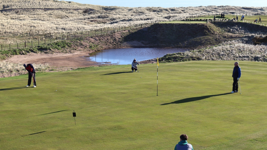 Goswick Links new 7th hole on the green